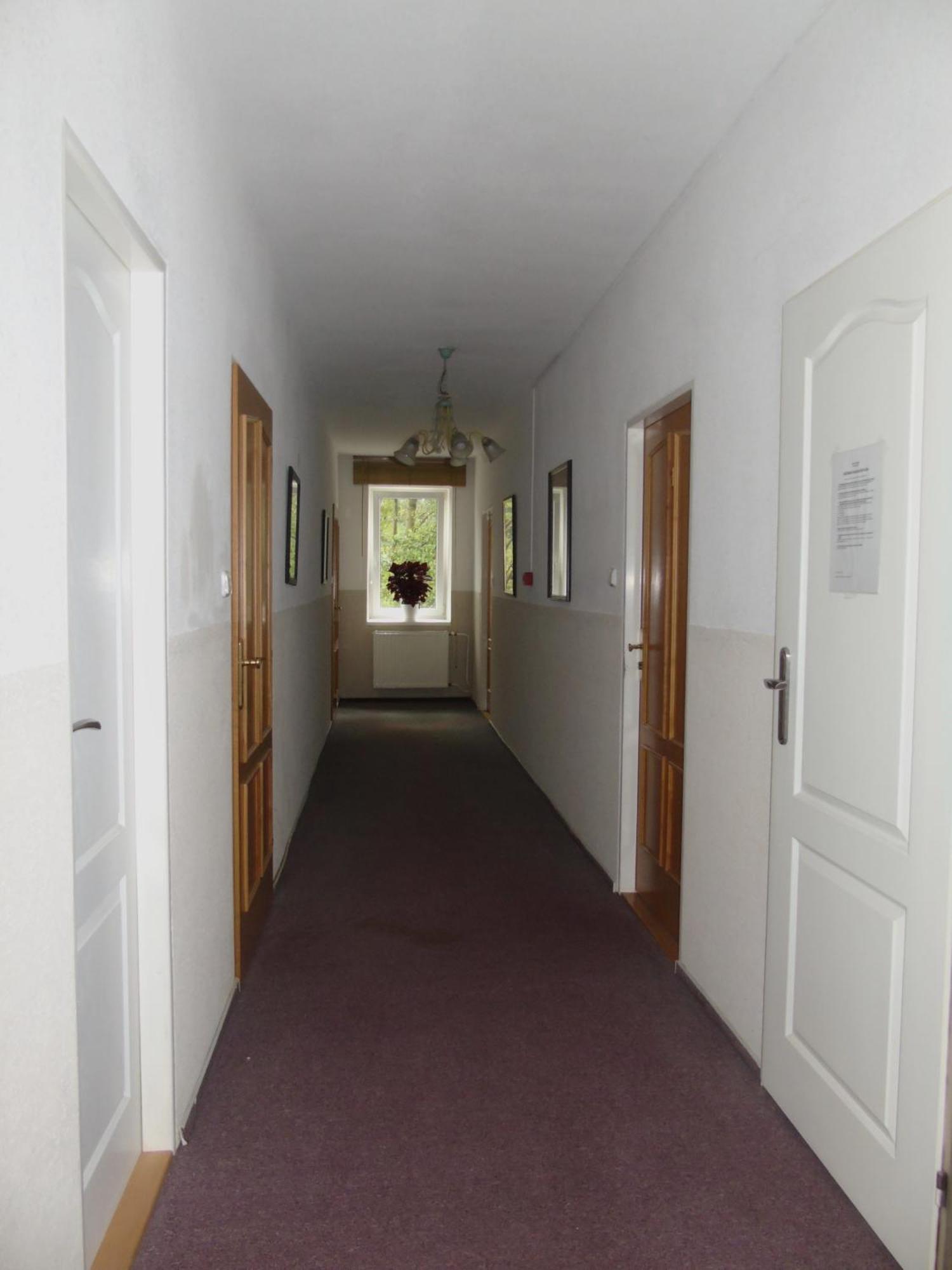 Toris Inn Trinec Exterior photo