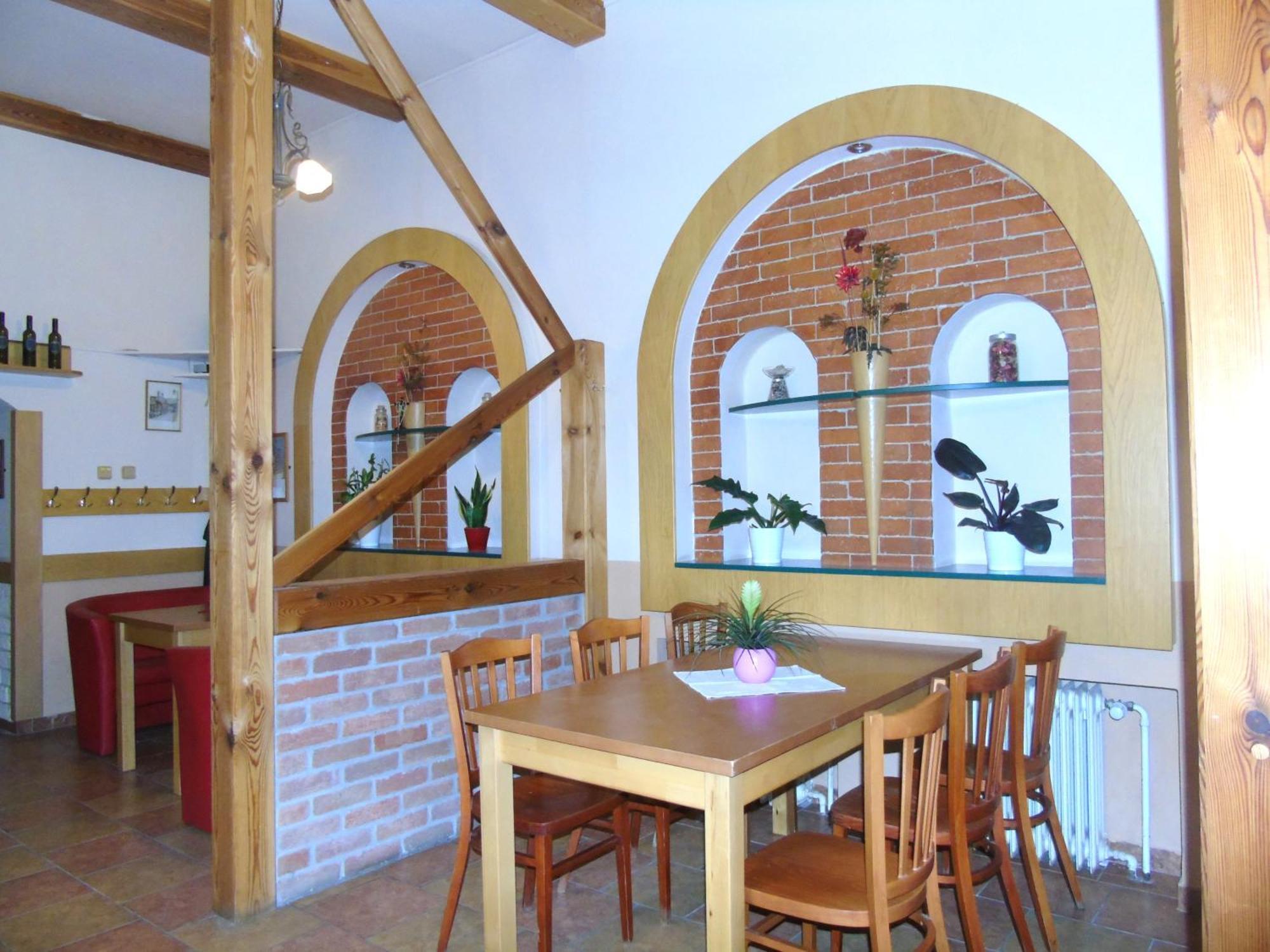 Toris Inn Trinec Exterior photo