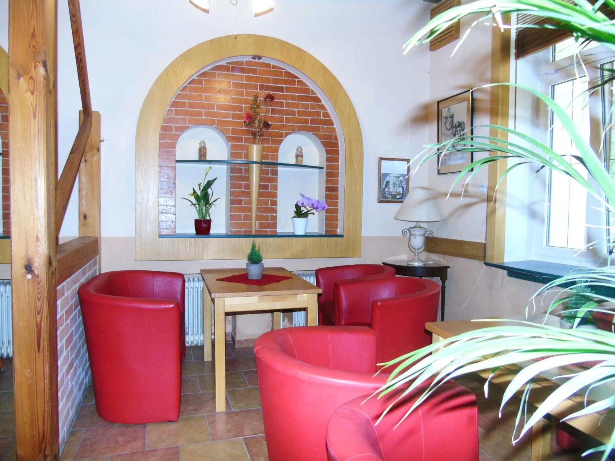 Toris Inn Trinec Exterior photo