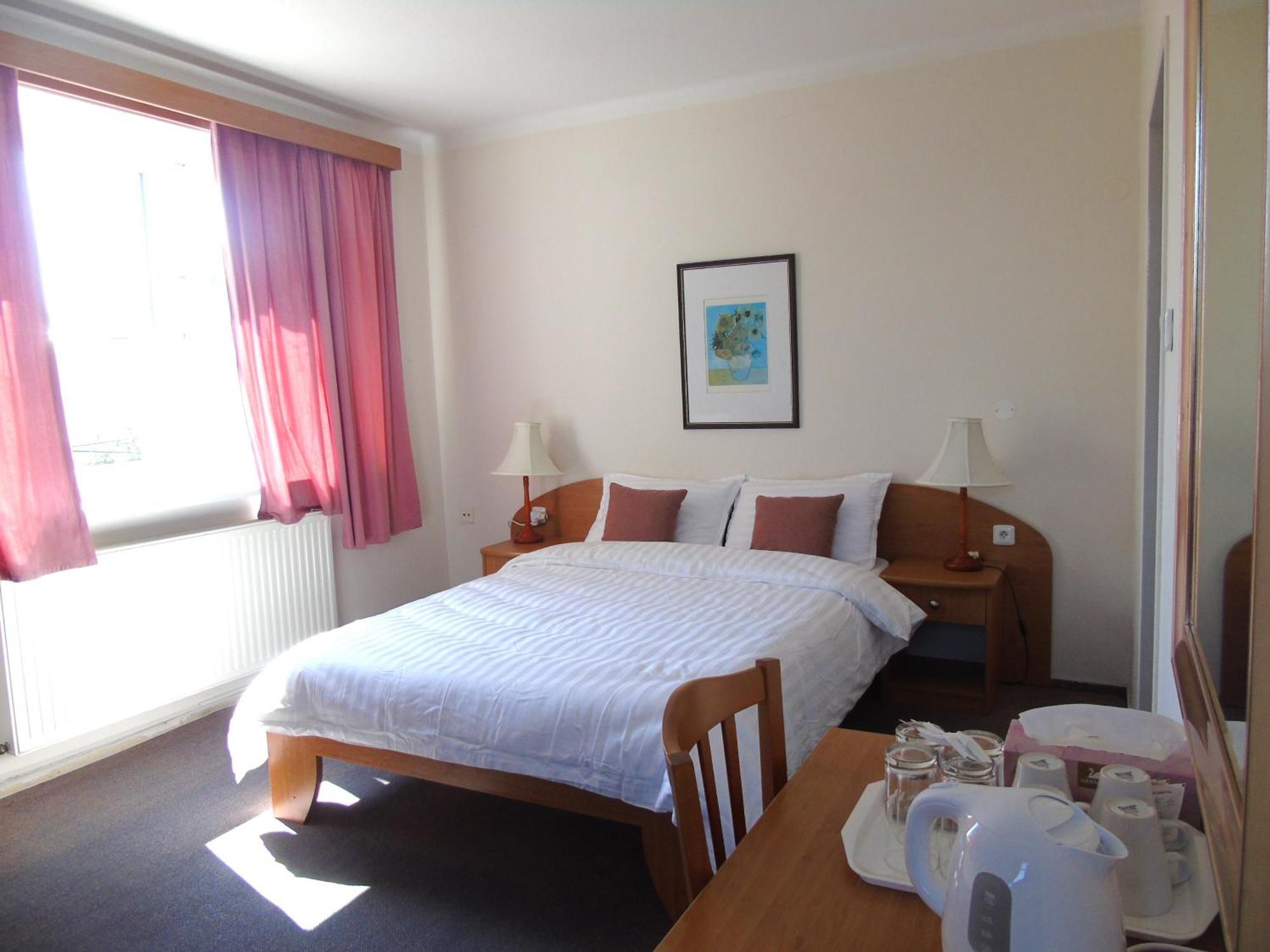 Toris Inn Trinec Exterior photo