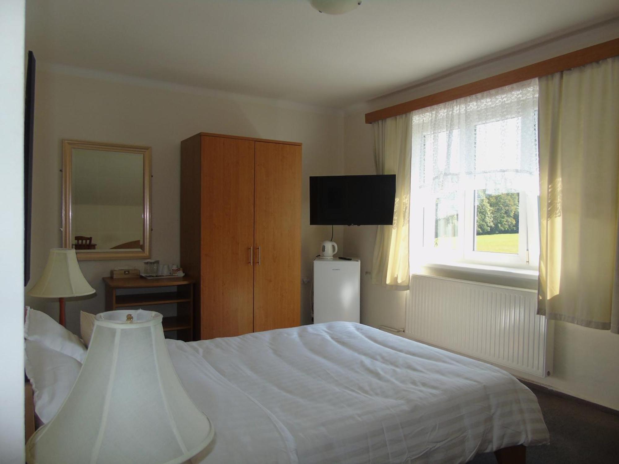 Toris Inn Trinec Exterior photo