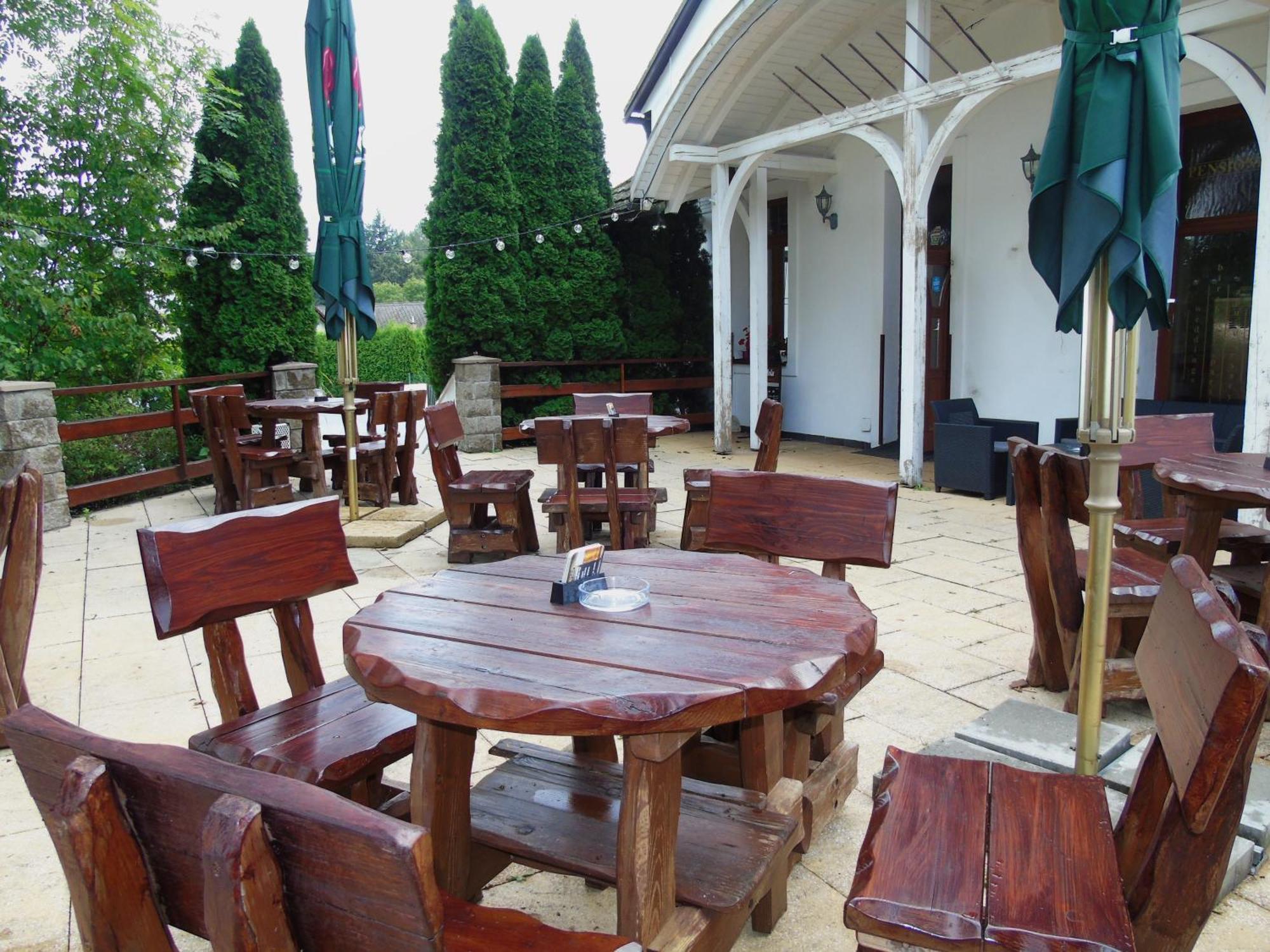 Toris Inn Trinec Exterior photo